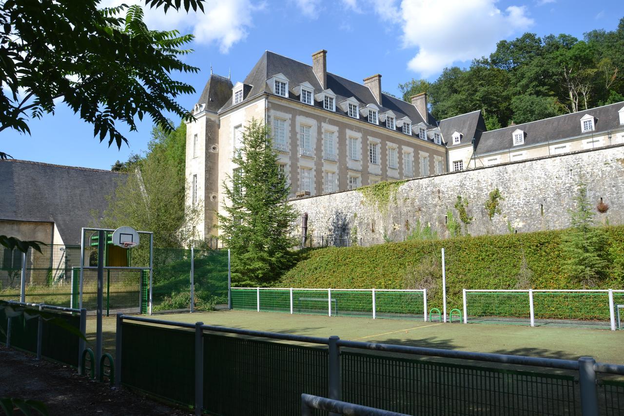 Chateau De Saint Ouen Les Vignes Luaran gambar